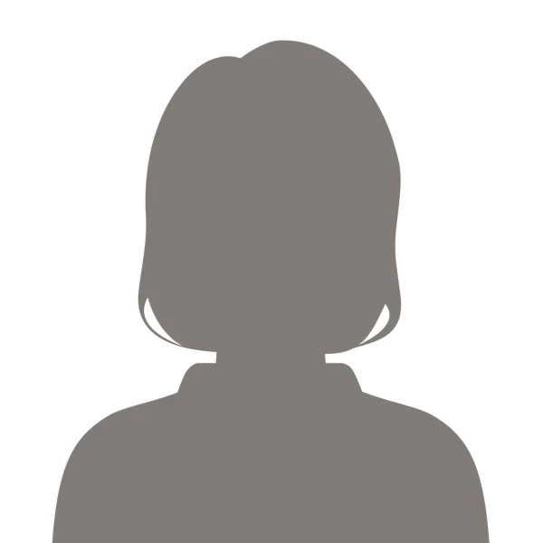 Dr Lizzie Booth